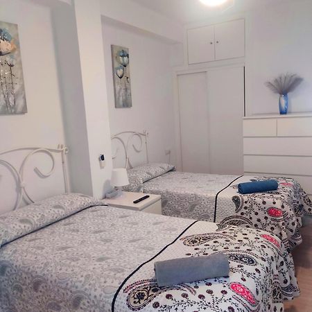 Infantes Beach Apartment Torre Del Mar Εξωτερικό φωτογραφία